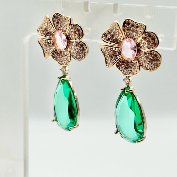 Floral Sparkle Pink & Green Teardrop Dangle Earrings- New! - Picture 4 of 5